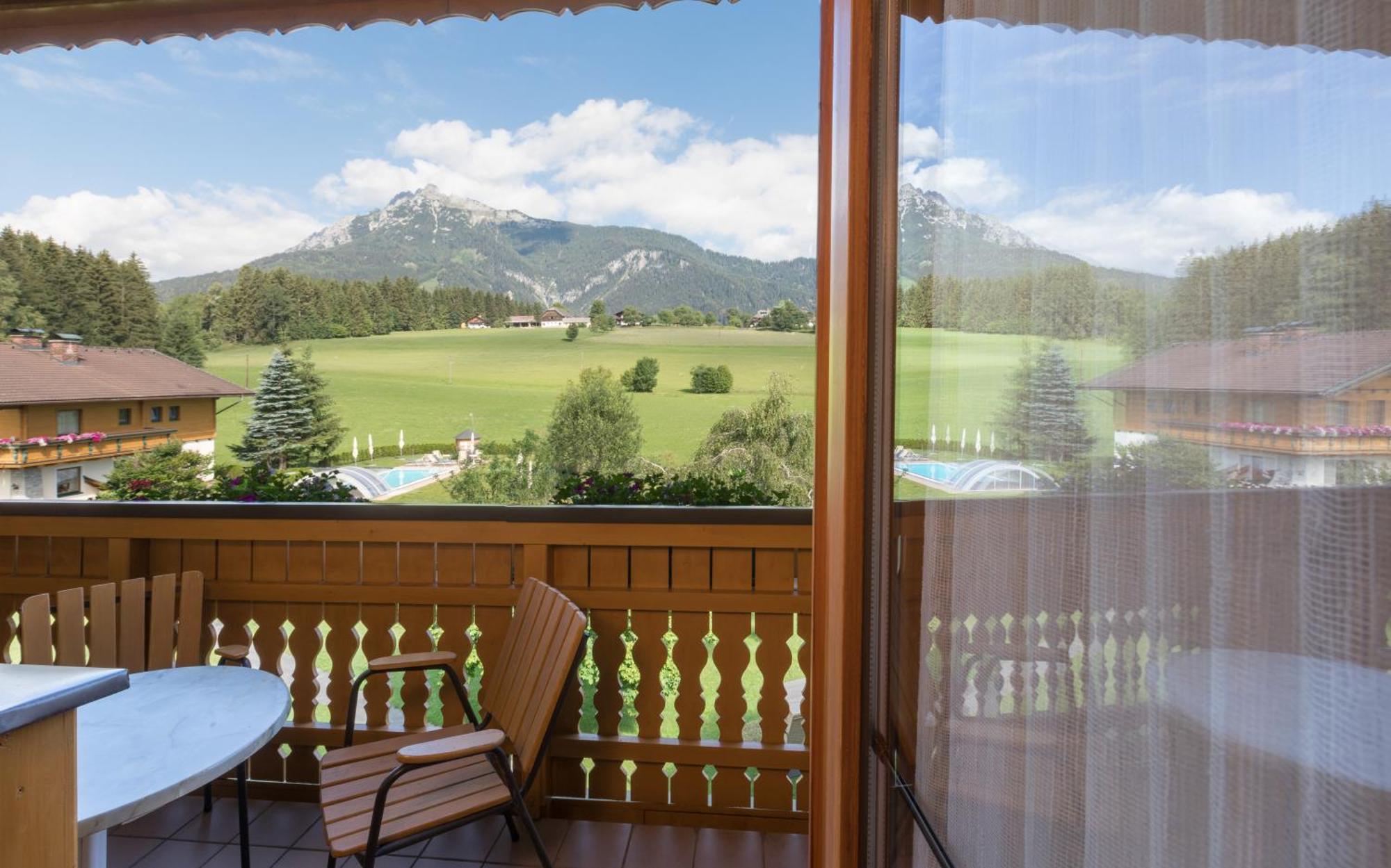 Landhotel Haeuserl Im Wald Грёбминг Экстерьер фото